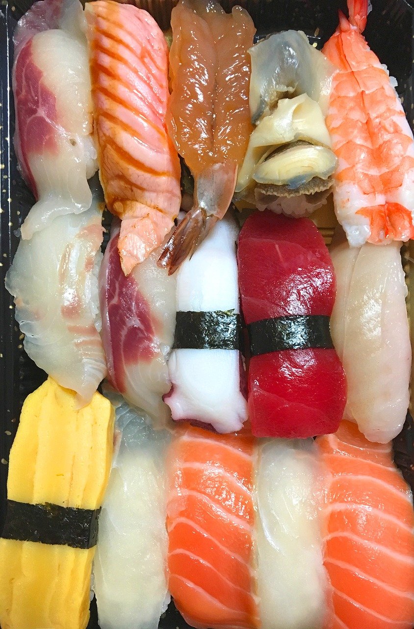 food, japanese, sushi-2104757.jpg